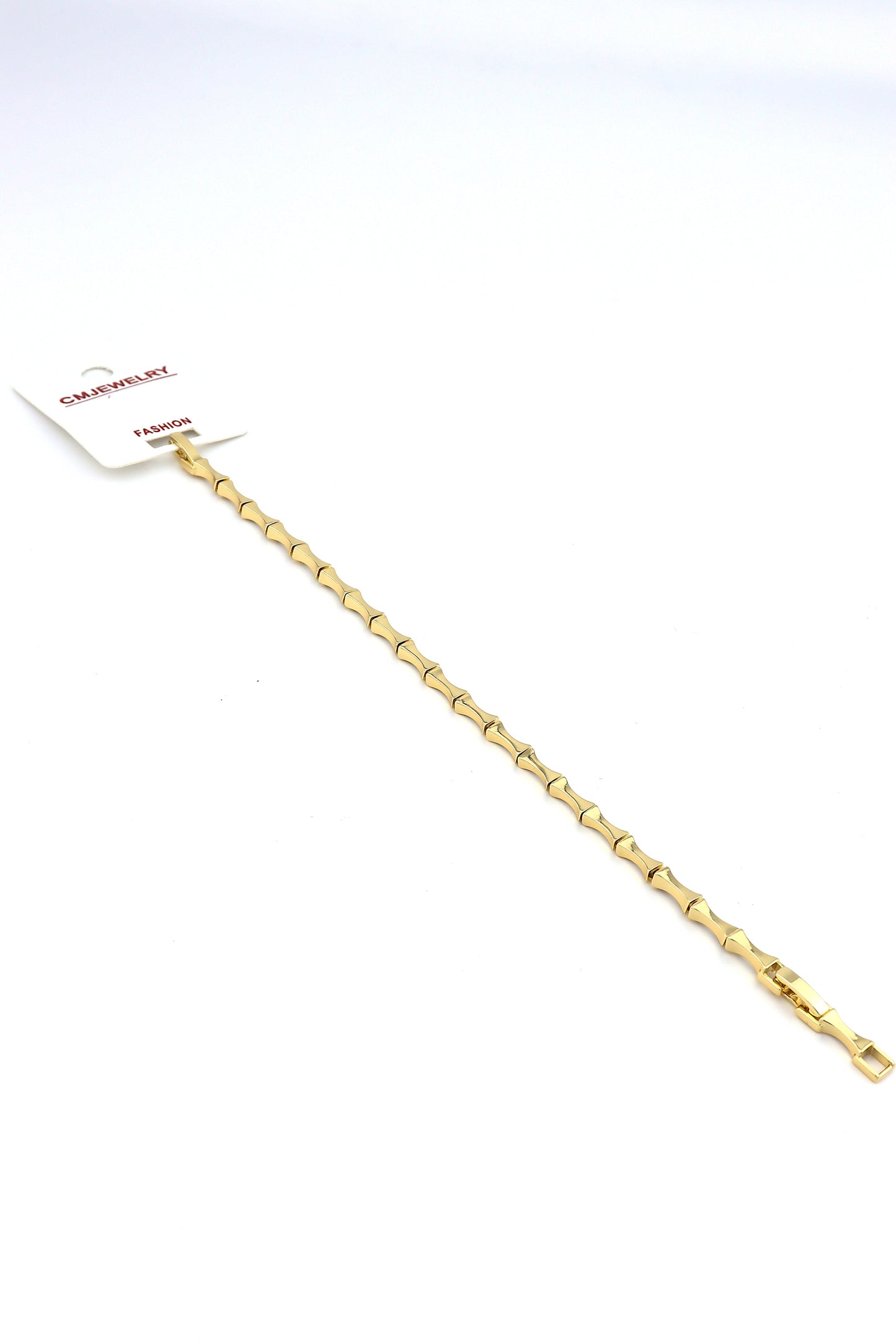 CM Bileklik CMB037