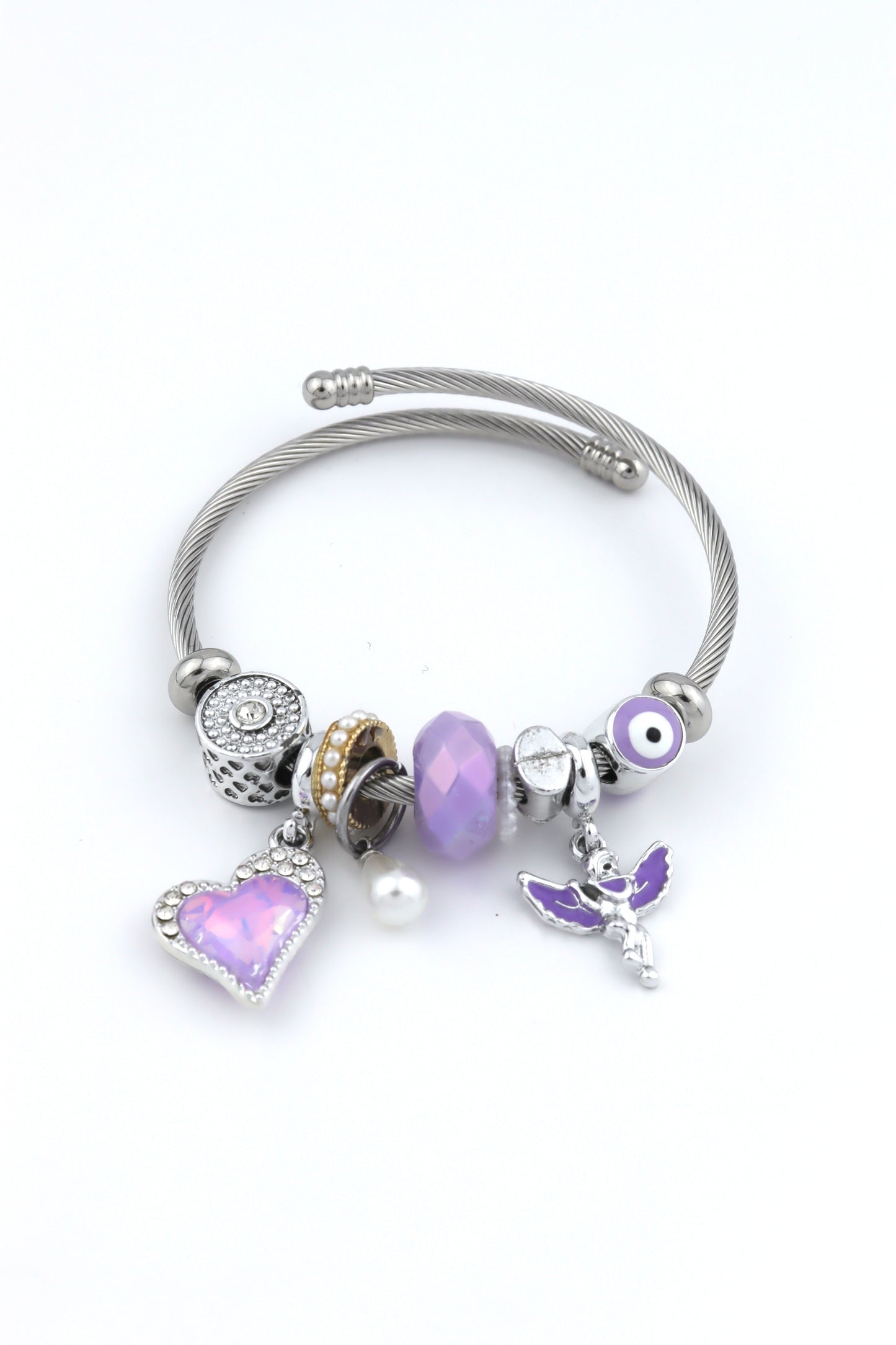 Pandora P064