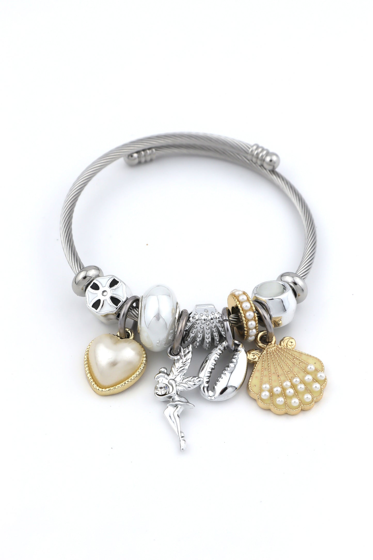 Pandora P026