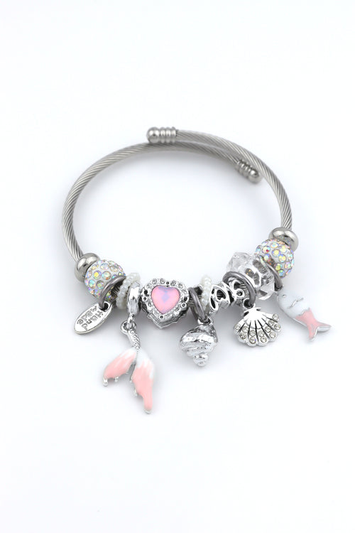 Pandora  P072