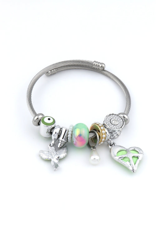 Pandora  P011