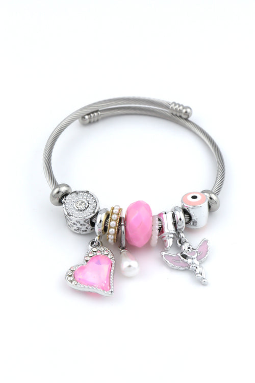 Pandora  P062