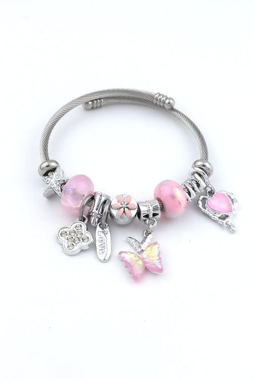Pandora  P057