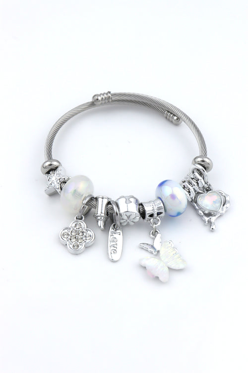 Pandora  P055