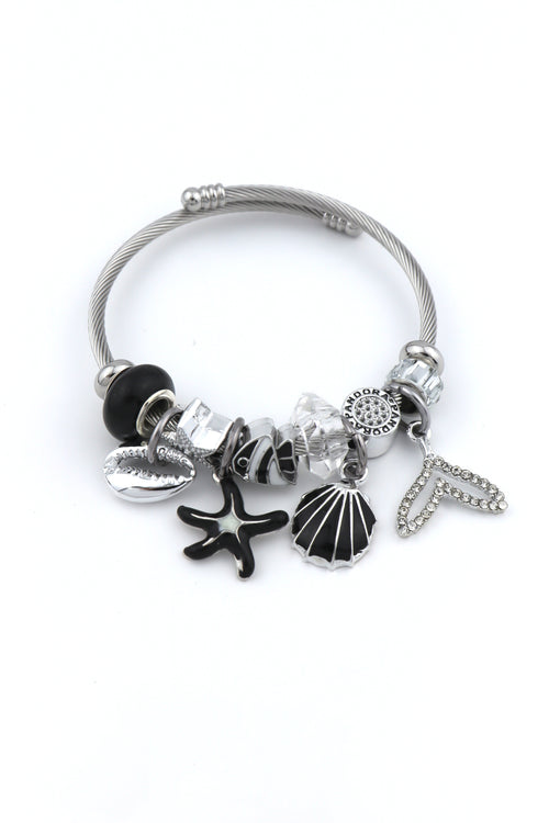 Pandora  P052