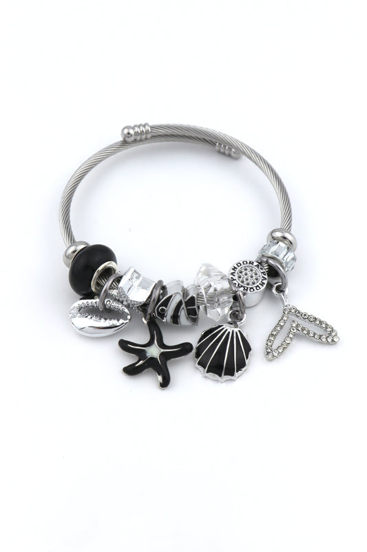 Pandora  P052