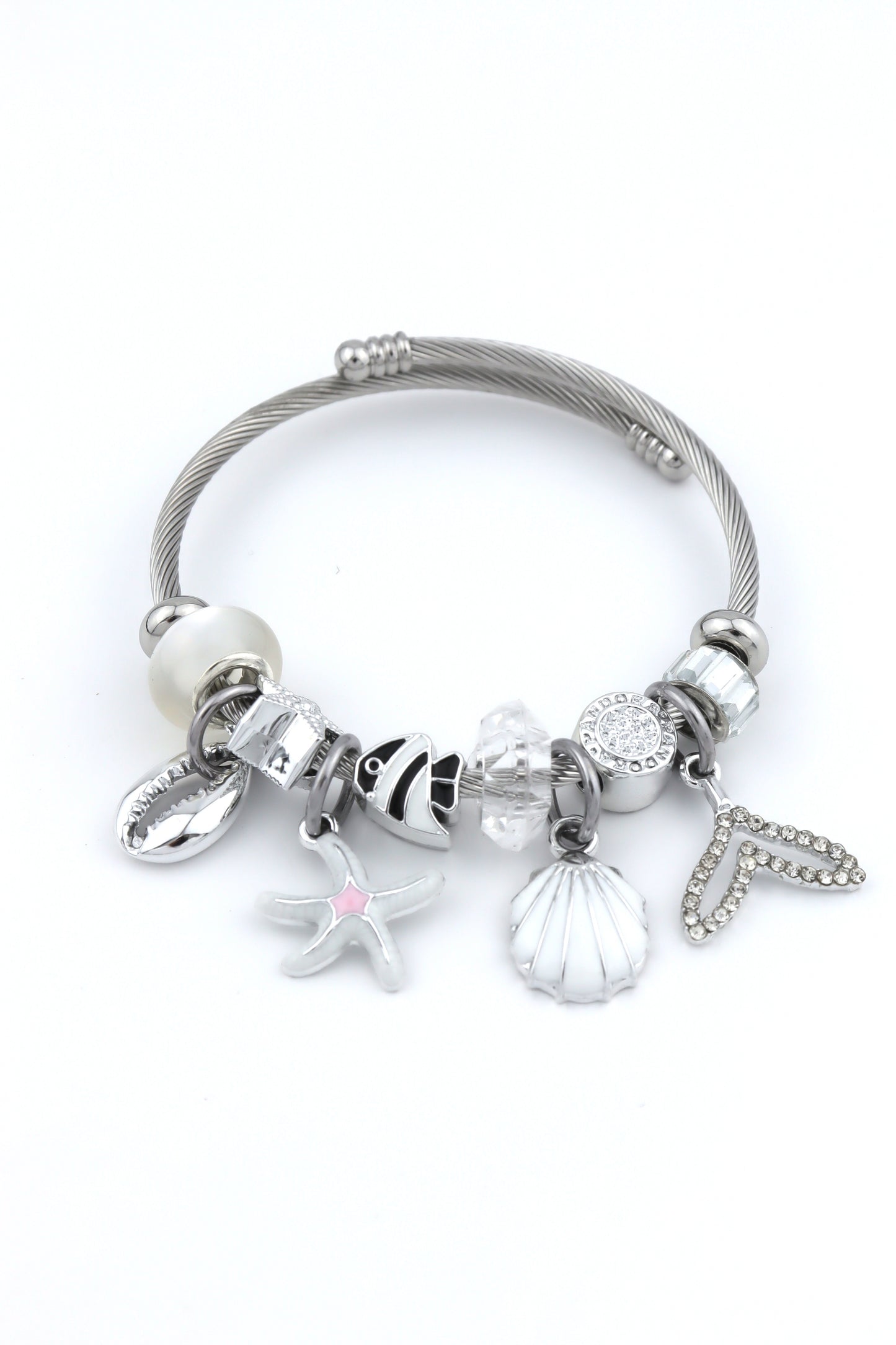 Pandora  P051