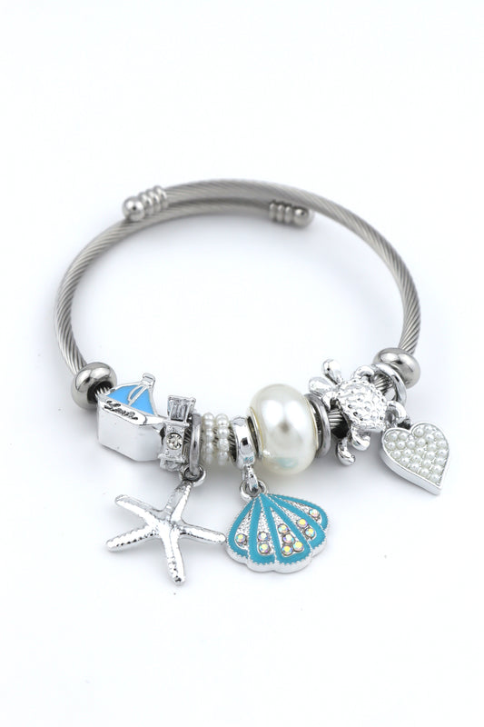 Pandora  P047