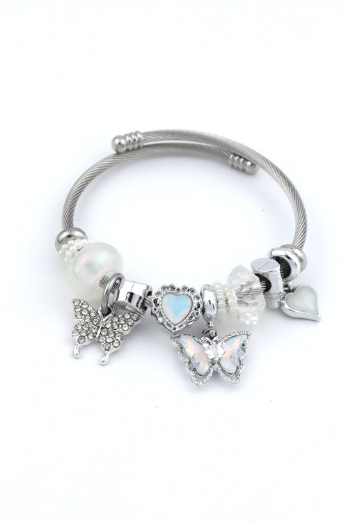 Pandora  P045