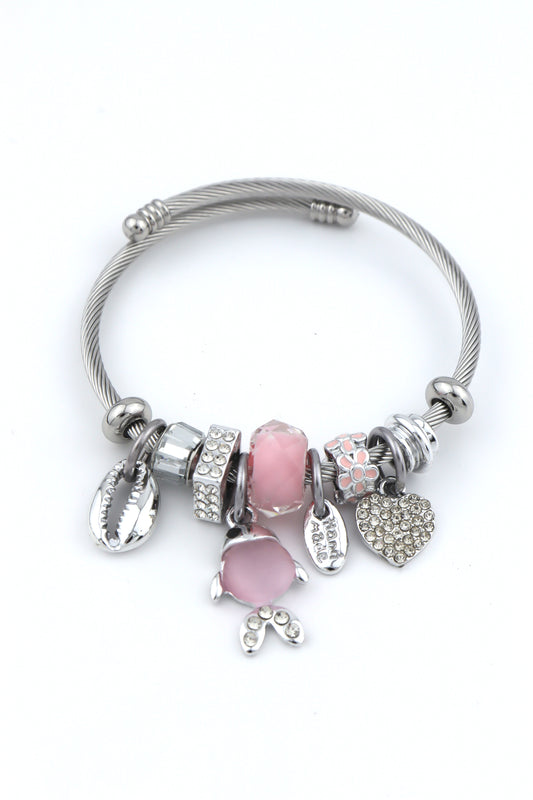 Pandora  P039