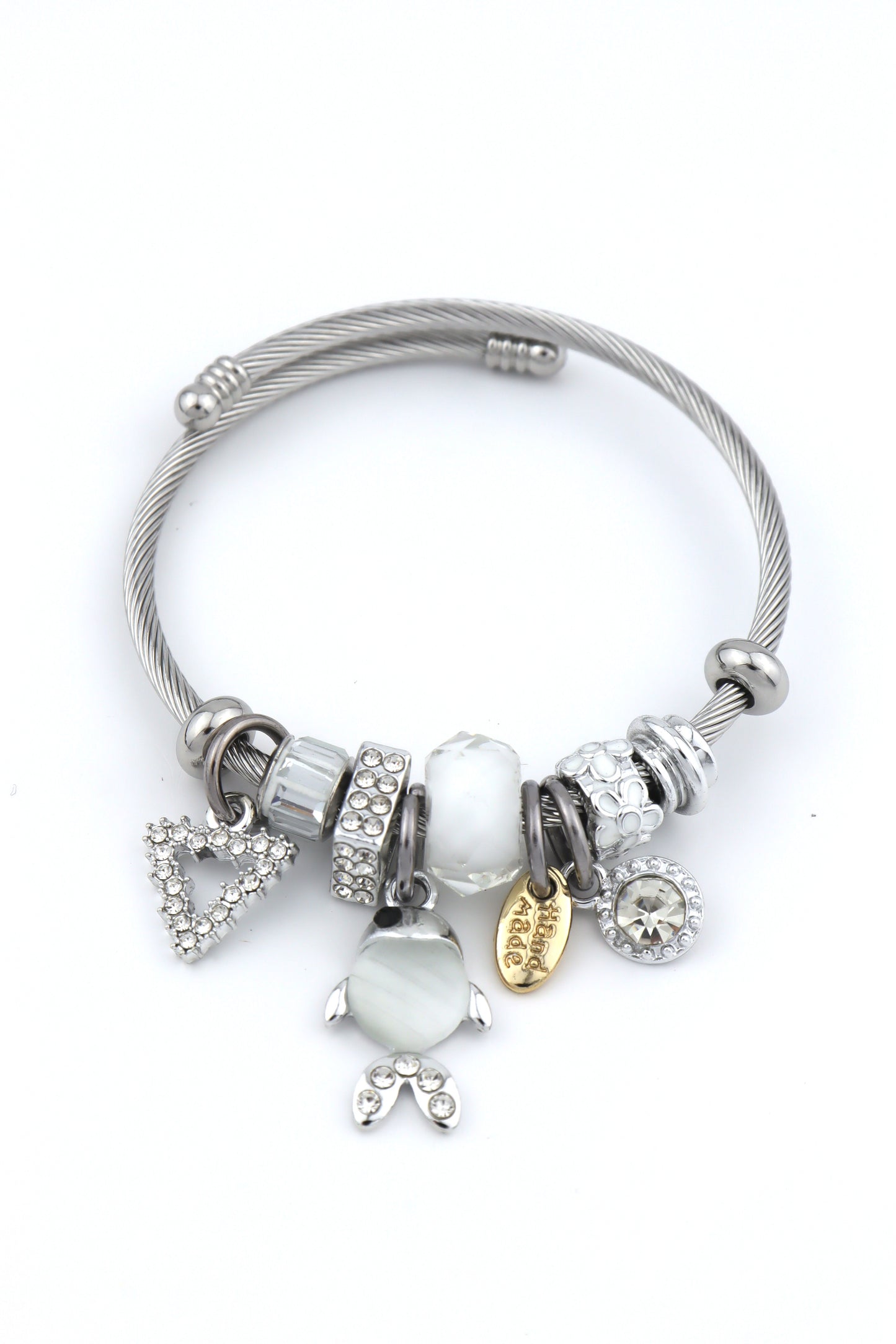 Pandora  P035