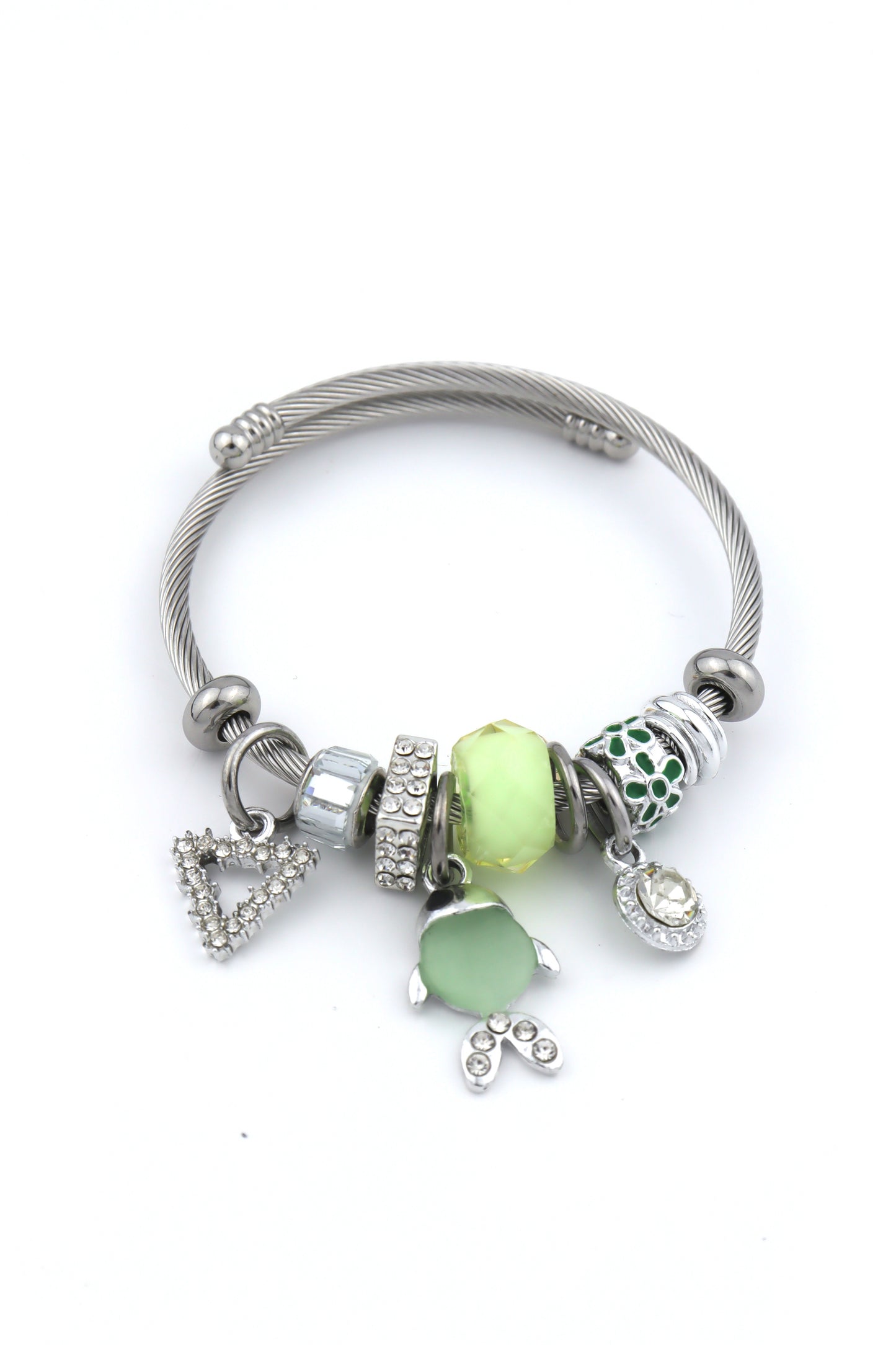 Pandora  P006