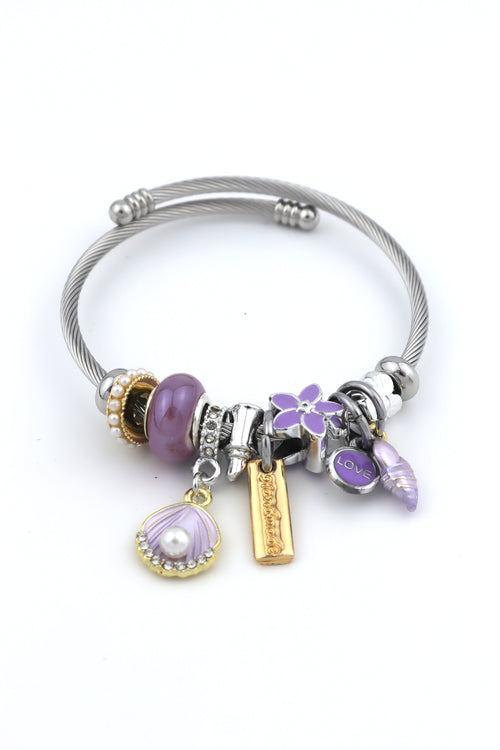 Pandora  P033