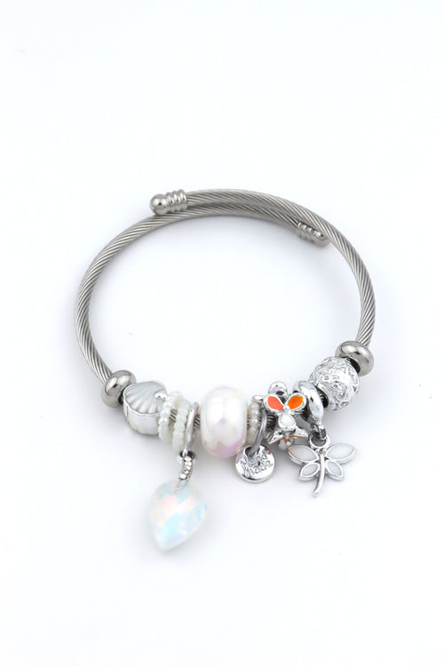 Pandora  P016