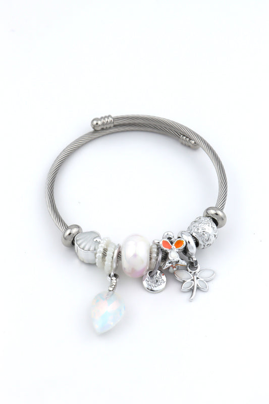 Pandora  P016