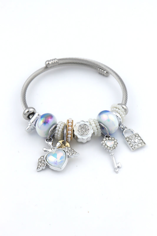 Pandora  P014