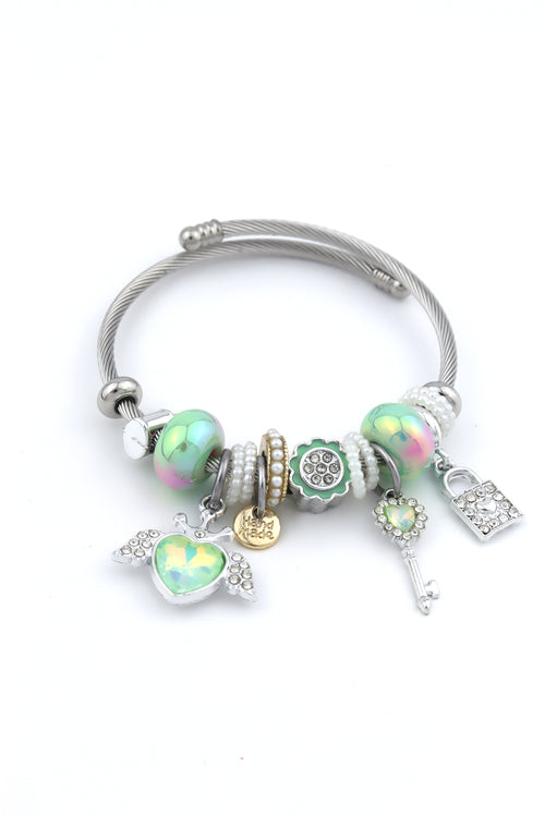 Pandora  P001